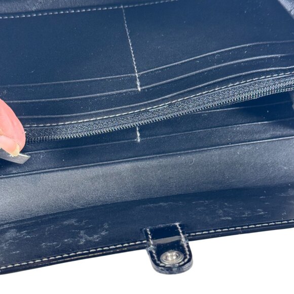 SALVATORE FERRAGAMO BLACK PATENTED LEATERH BLACK SHINNING CONTINENTAL WALLET - Picture 3 of 11